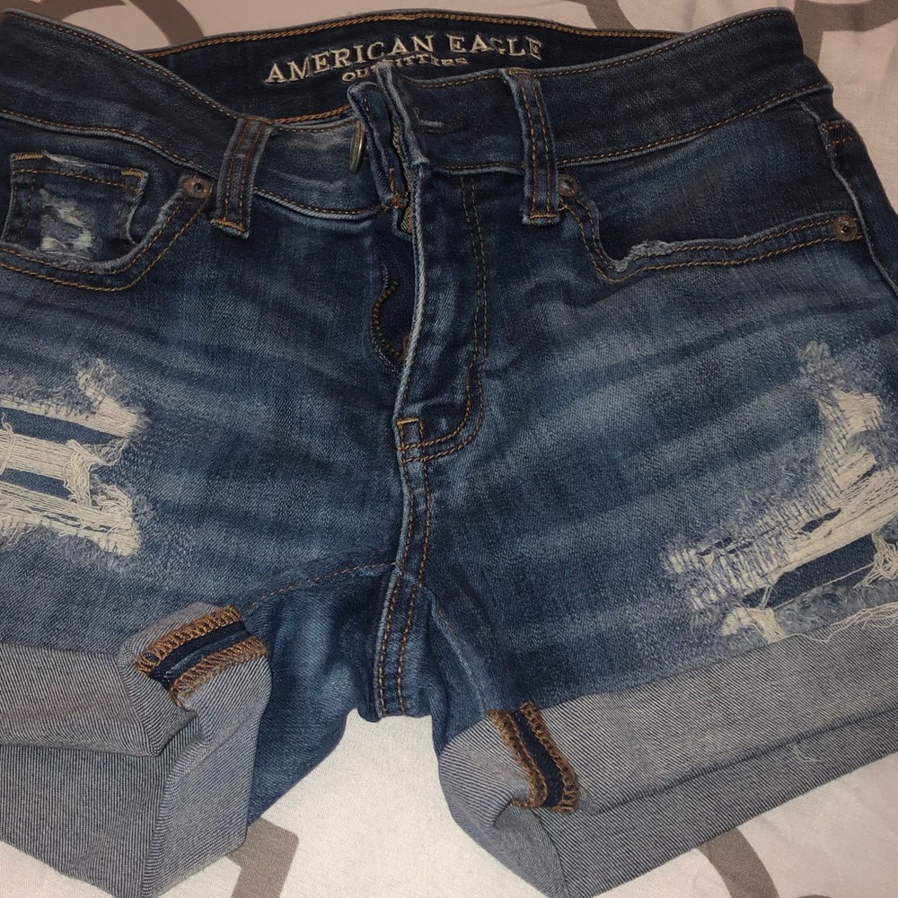 American Eagle Women’s Midi High Rise Shorts